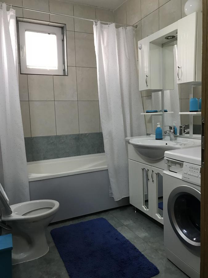 Redon'S City Center Apartment Pristina Exterior photo